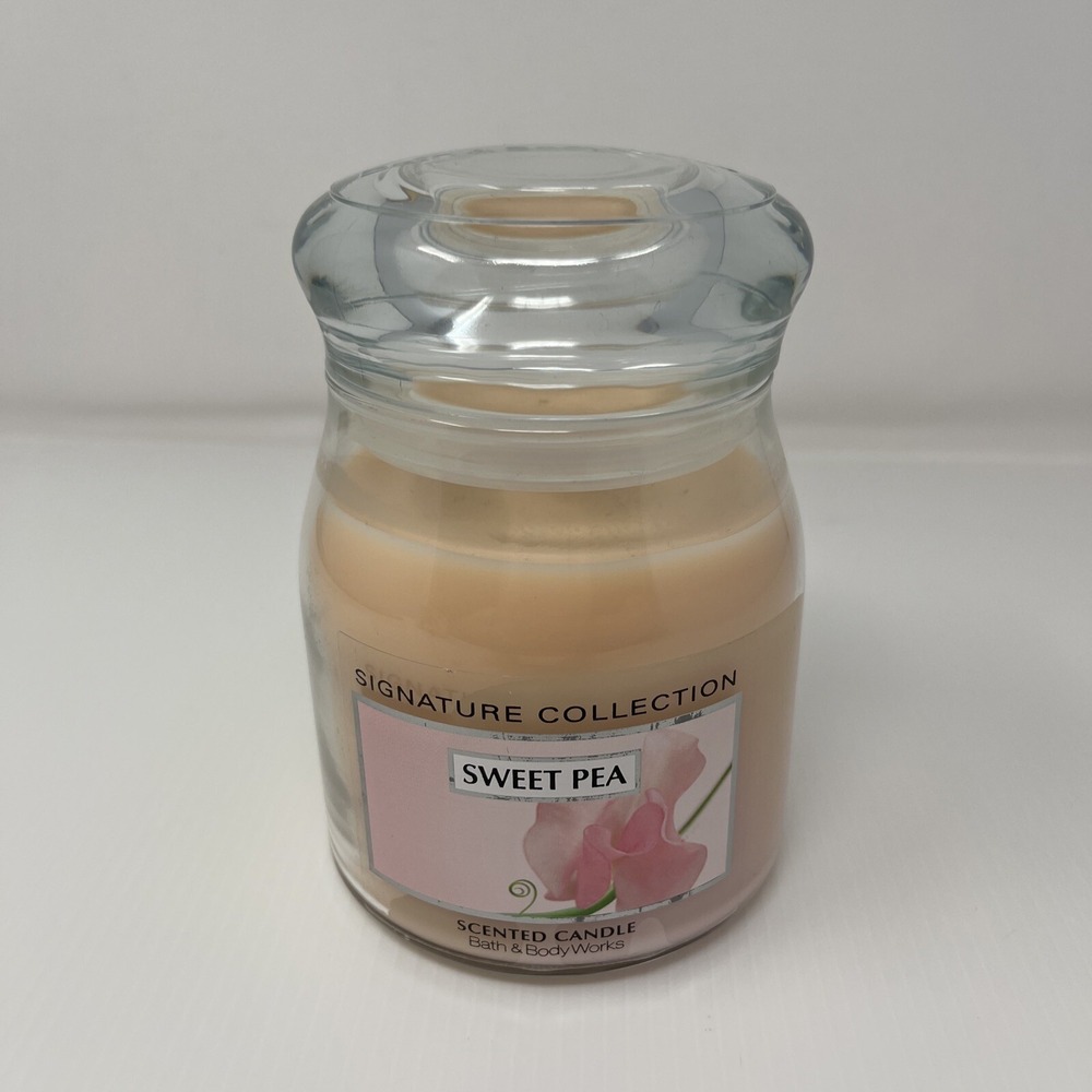 Bath & Body Works Sweet Pea Candle Signature Collection Single Wick 14.5oz Unlit